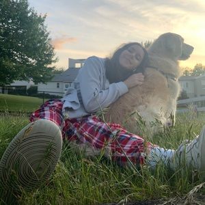 Meet your Posher, Elyse